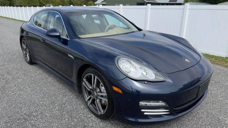 2011 Porsche Panamera 4S