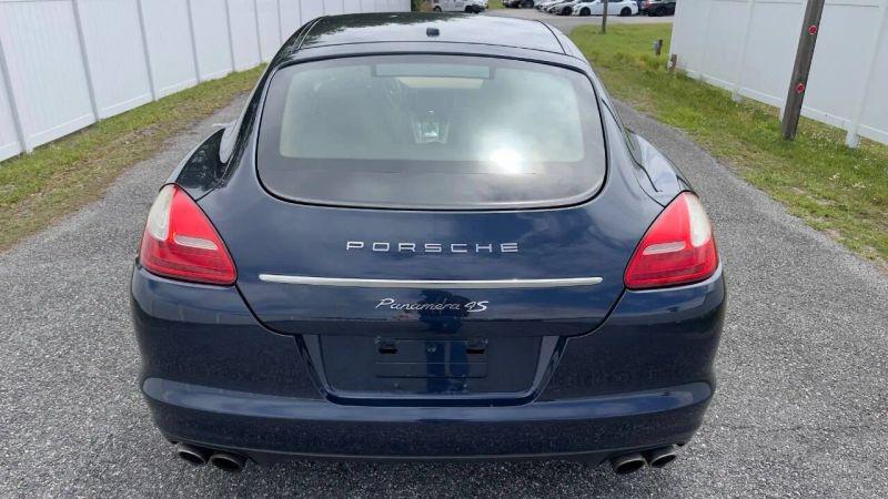 2011 Porsche Panamera 4S