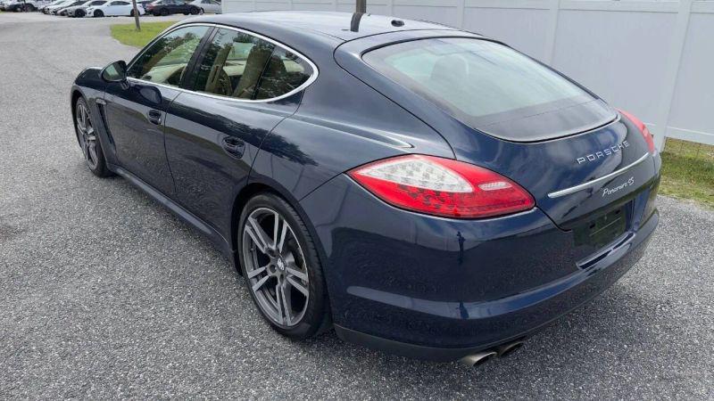 2011 Porsche Panamera 4S