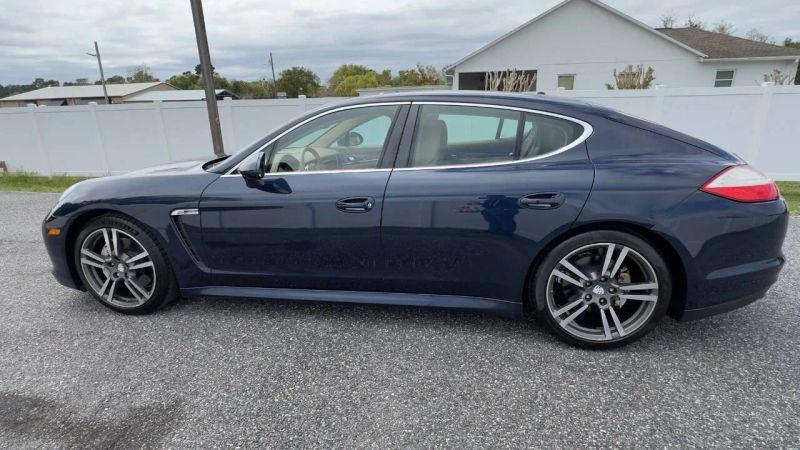 2011 Porsche Panamera 4S