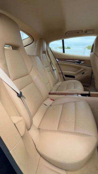 2011 Porsche Panamera 4S