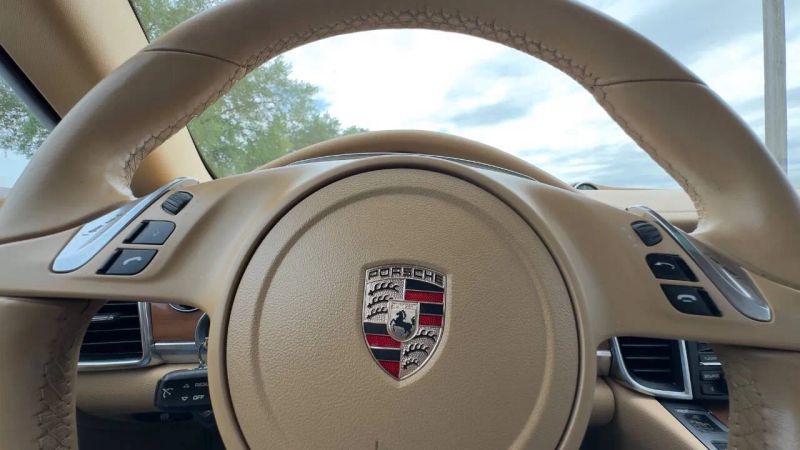 2011 Porsche Panamera 4S