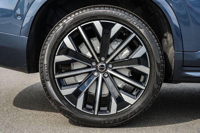 2026 Volvo XC90 Plug-In Hybrid Plus, T8 AWD, Electric/Gasoline, Bright, 7 Seats
