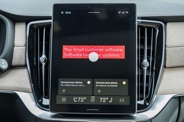 2026 Volvo XC90 Plug-In Hybrid Plus, T8 AWD, Electric/Gasoline, Bright, 7 Seats