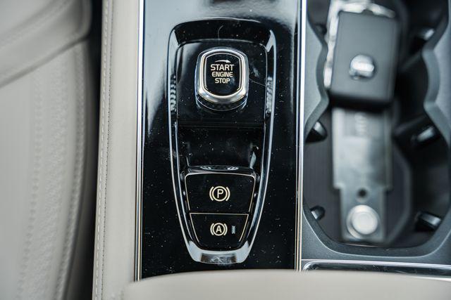 2026 Volvo XC90 Plug-In Hybrid Plus, T8 AWD, Electric/Gasoline, Bright, 7 Seats