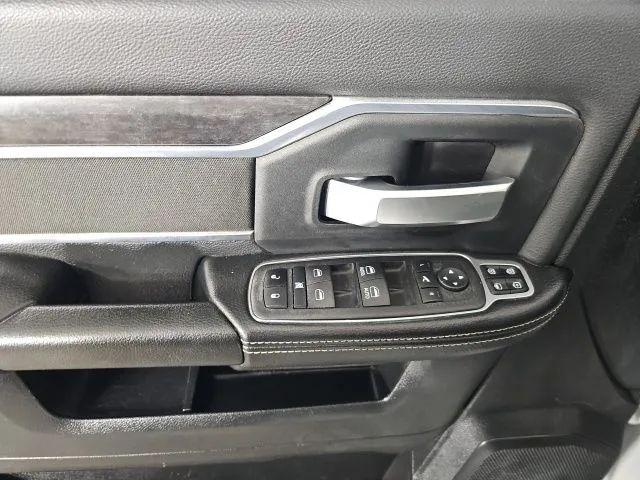 2024 Ram 3500 Big Horn Crew Cab 4x4 8' Box