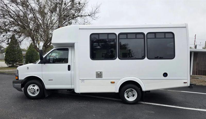 2016 Chevrolet Express Cutaway 3500 Diesel