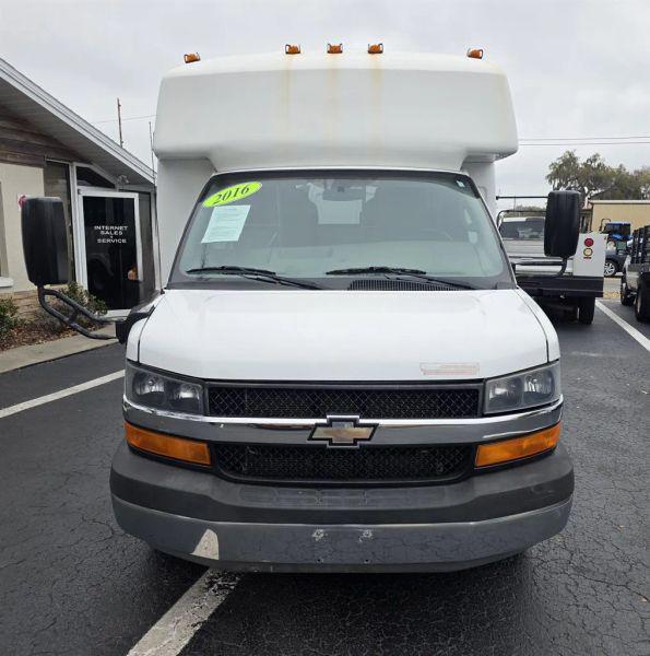 2016 Chevrolet Express Cutaway 3500 Diesel