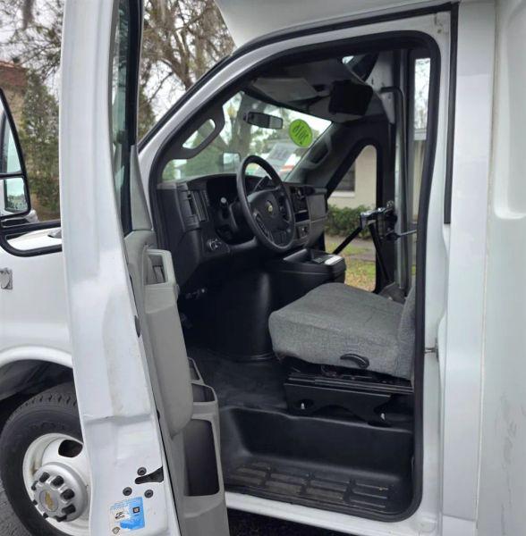 2016 Chevrolet Express Cutaway 3500 Diesel