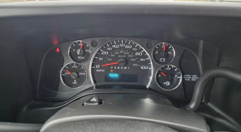 2016 Chevrolet Express Cutaway 3500 Diesel