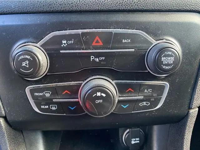 2015 Dodge Charger SE