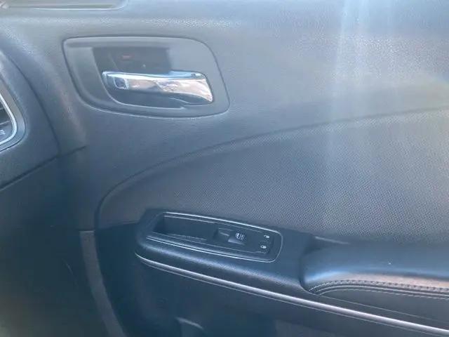 2015 Dodge Charger SE