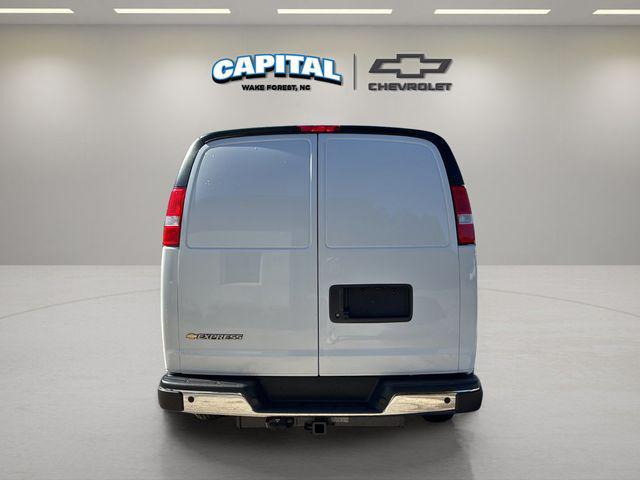 2026 Chevrolet Express Cargo Van 3500 Regular Wheelbase, WT, RWD