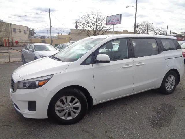 2016 Kia Sedona L