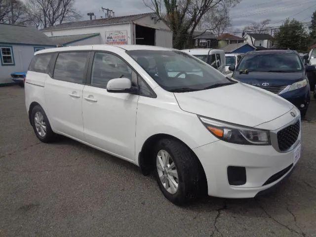 2016 Kia Sedona L