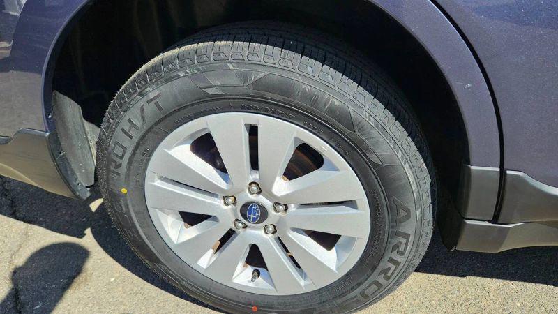 2017 Subaru Outback 2.5i