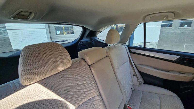 2017 Subaru Outback 2.5i