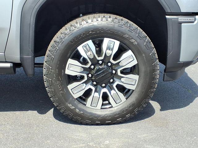 2026 GMC Sierra 2500HD Denali