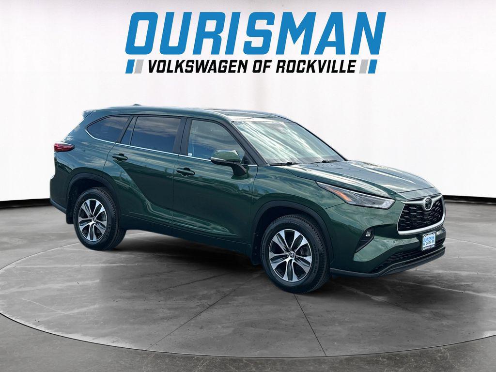 /2023 Toyota Highlander