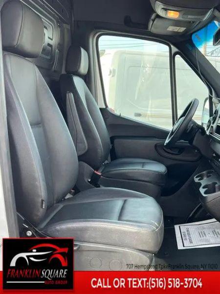 2022 Mercedes-Benz Sprinter 2500 High Roof I4