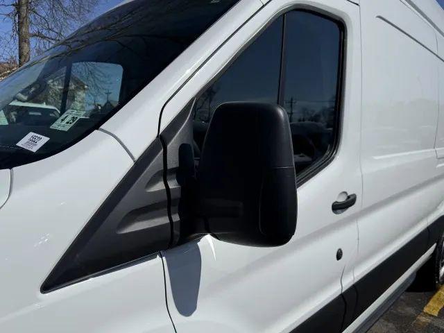 2024 Ford Transit Cargo Van w/LWB