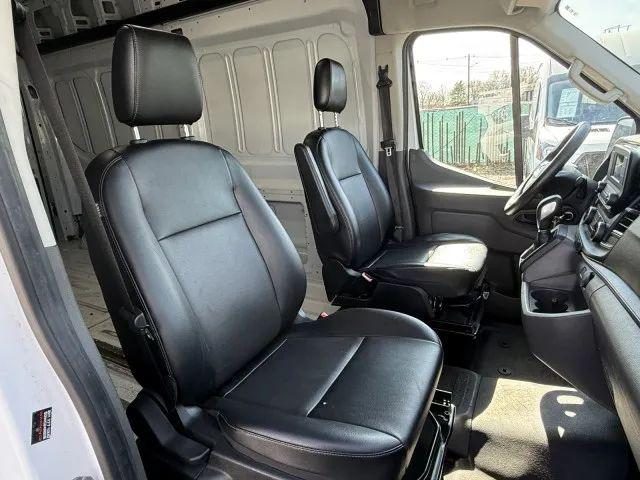 2024 Ford Transit Cargo Van w/LWB