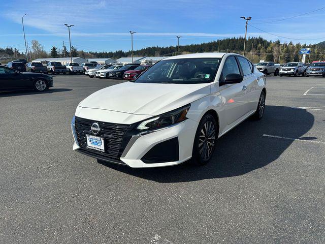 2025 Nissan Altima SV FWD