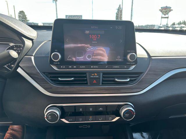 2025 Nissan Altima SV FWD