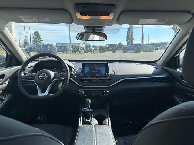2025 Nissan Altima SV FWD