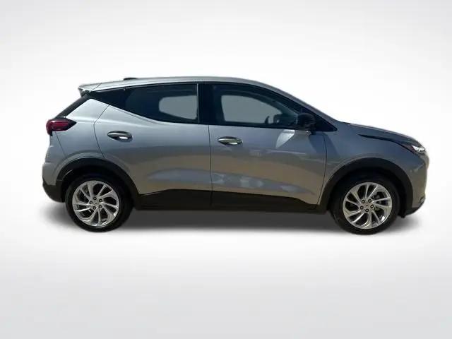 2027 Chevrolet Bolt LT FWD