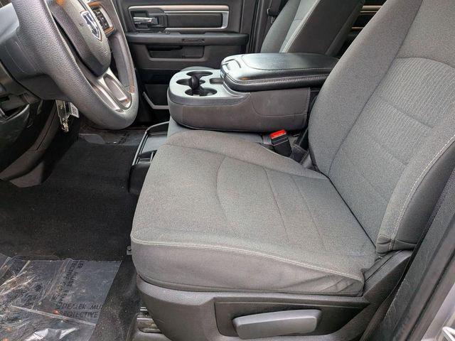 2024 Ram 1500 Classic Warlock Crew Cab 4x4 5'7" Box
