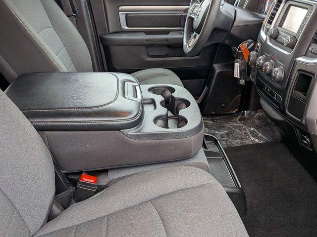 2024 Ram 1500 Classic Warlock Crew Cab 4x4 5'7" Box