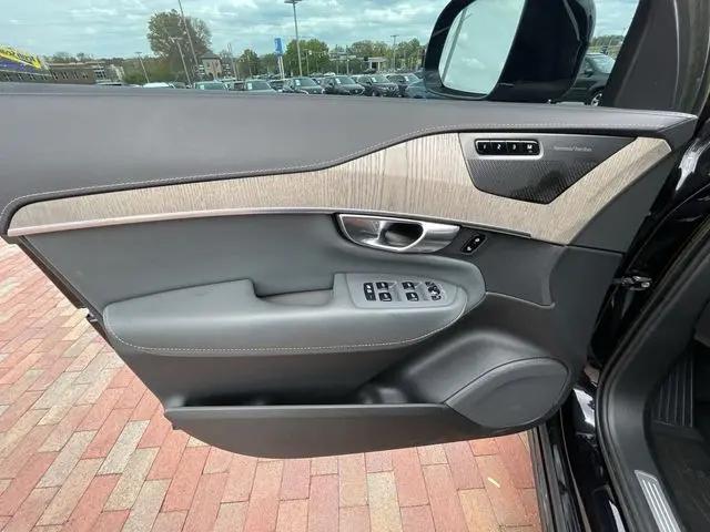 2023 Volvo XC90 B6 Ultimate 7-Seater