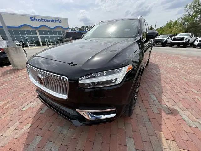 2023 Volvo XC90 B6 Ultimate 7-Seater