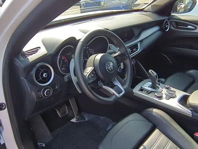 2023 Alfa Romeo Stelvio Veloce AWD