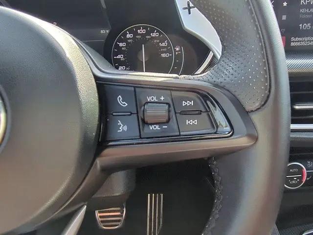 2023 Alfa Romeo Stelvio Veloce AWD