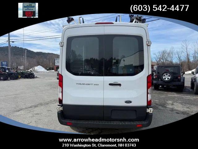 2015 Ford Transit Medium Roof w/Sliding Side Door w/RWB Van 3D