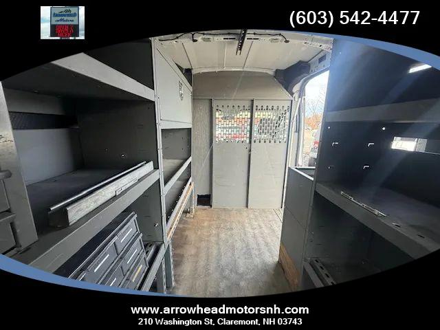 2015 Ford Transit Medium Roof w/Sliding Side Door w/RWB Van 3D
