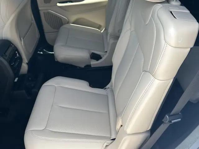 2026 Jeep Grand Cherokee L Limited 4x2