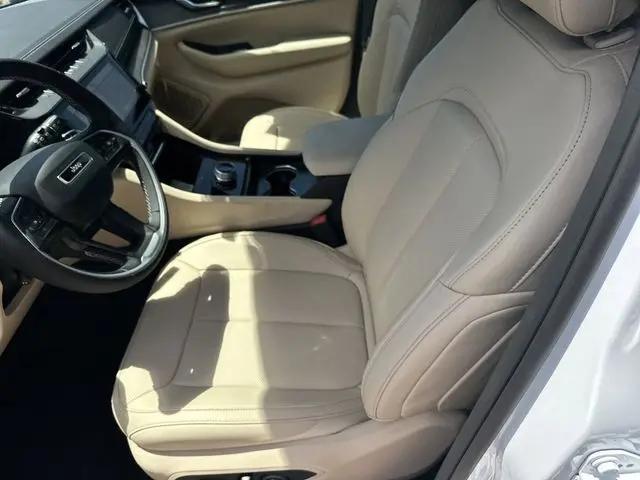 2026 Jeep Grand Cherokee L Limited 4x2