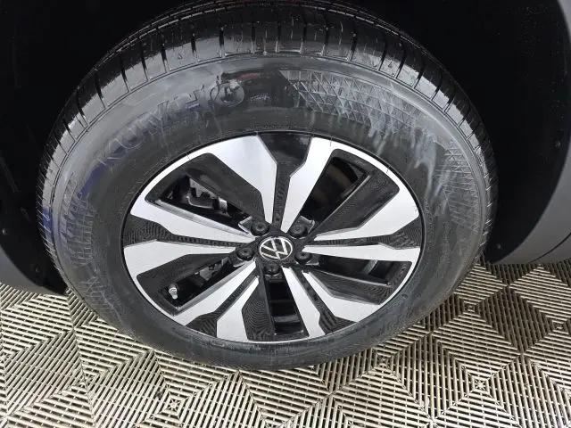 2026 Volkswagen Atlas SE