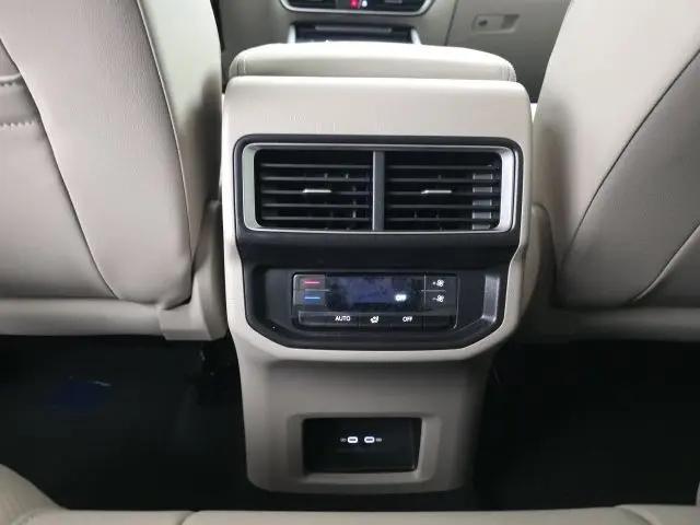 2026 Volkswagen Atlas SE