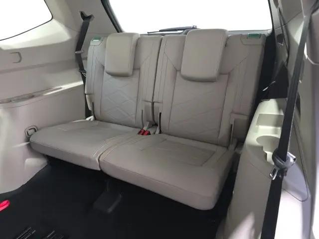 2026 Volkswagen Atlas SE