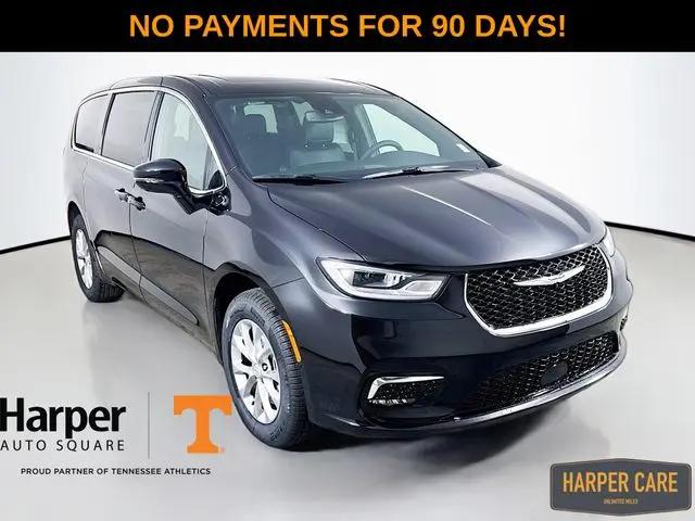 2026 Chrysler Pacifica Select AWD