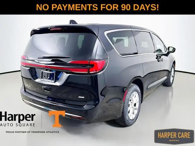 2026 Chrysler Pacifica Select AWD