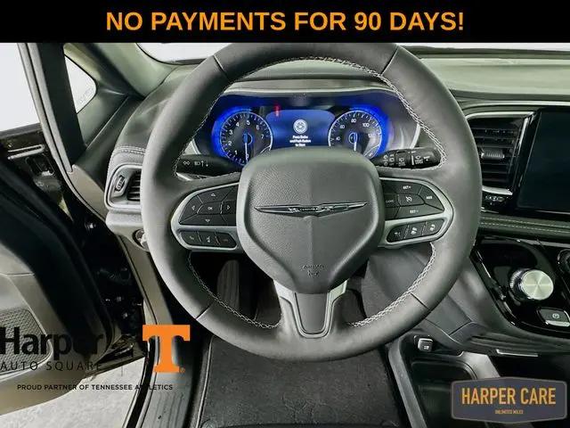 2026 Chrysler Pacifica Select AWD