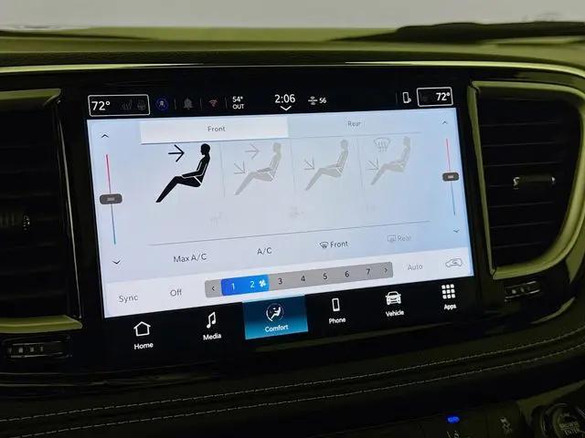 2026 Chrysler Pacifica Select AWD