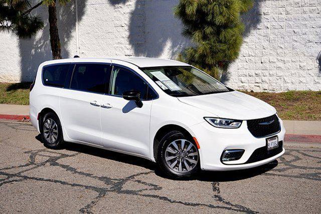 2024 Chrysler Pacifica Hybrid Select for sale in National City, CA