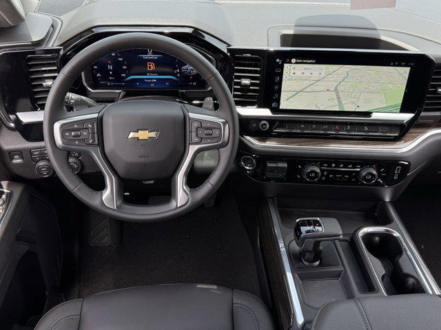 2026 Chevrolet Silverado 1500 4WD Crew Cab Standard Bed LT
