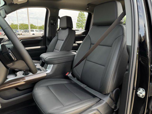 2026 Chevrolet Silverado 1500 4WD Crew Cab Standard Bed LT
